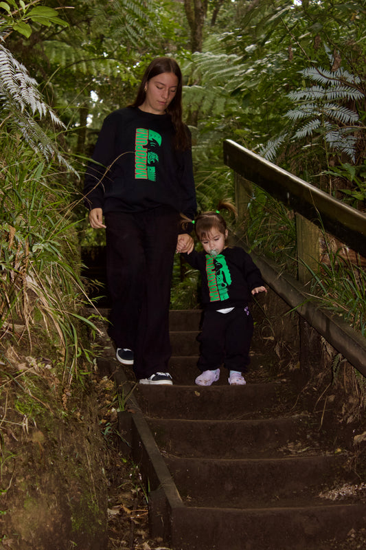 Mokopuna Decisions Tama (sweatshirt)